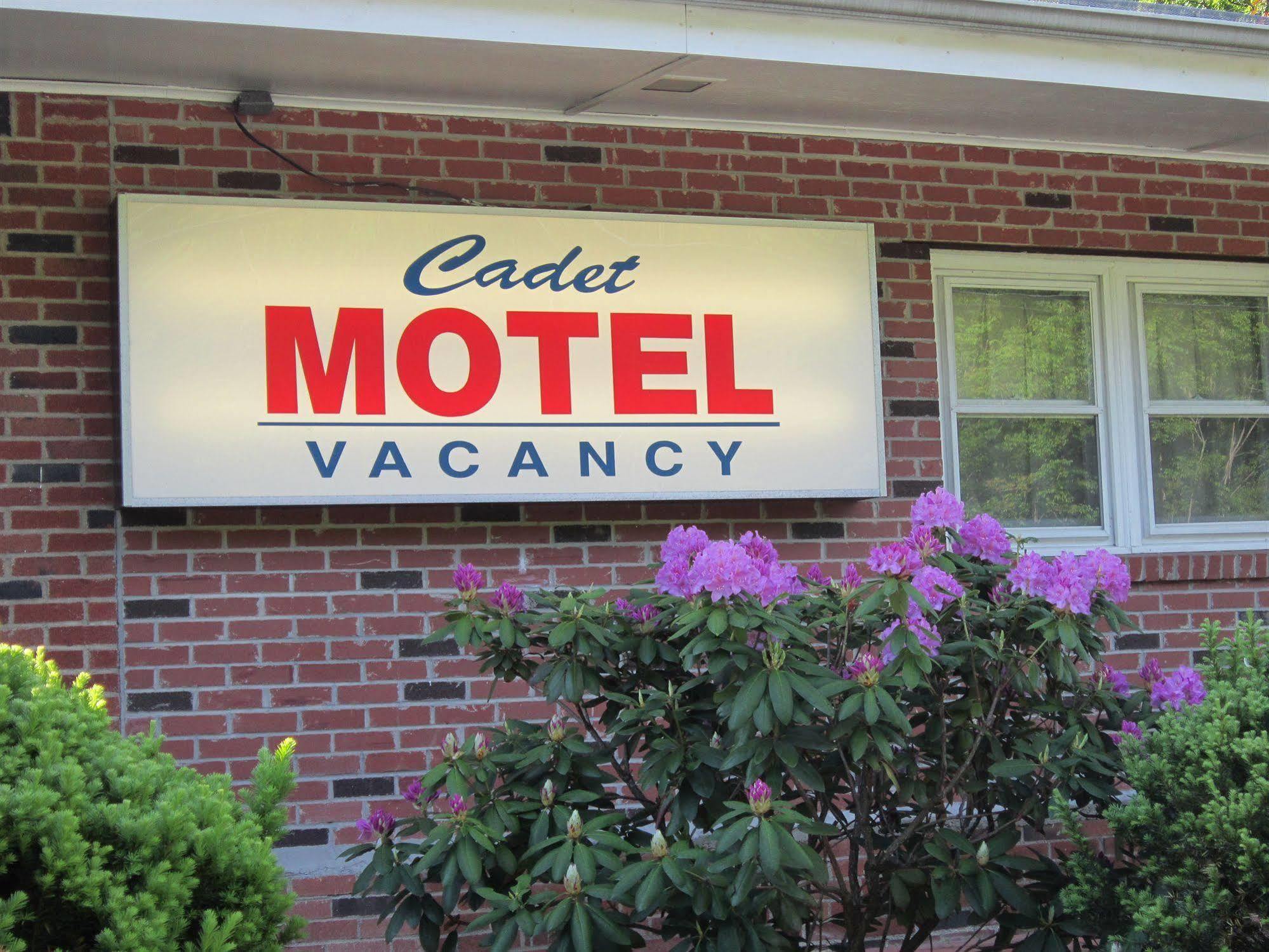 Cadet Motel Cornwall-on-Hudson Exteriör bild